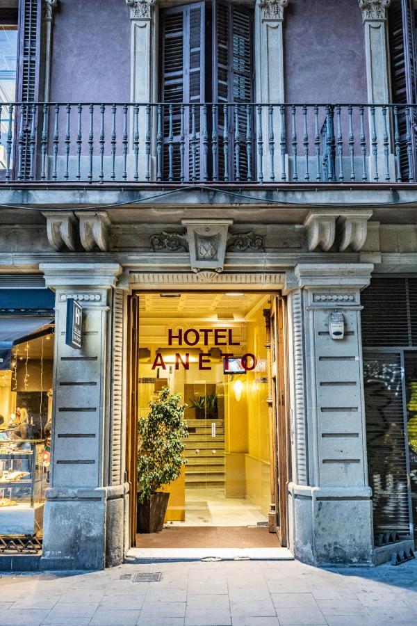 Hotel Aneto Barcelona Luaran gambar